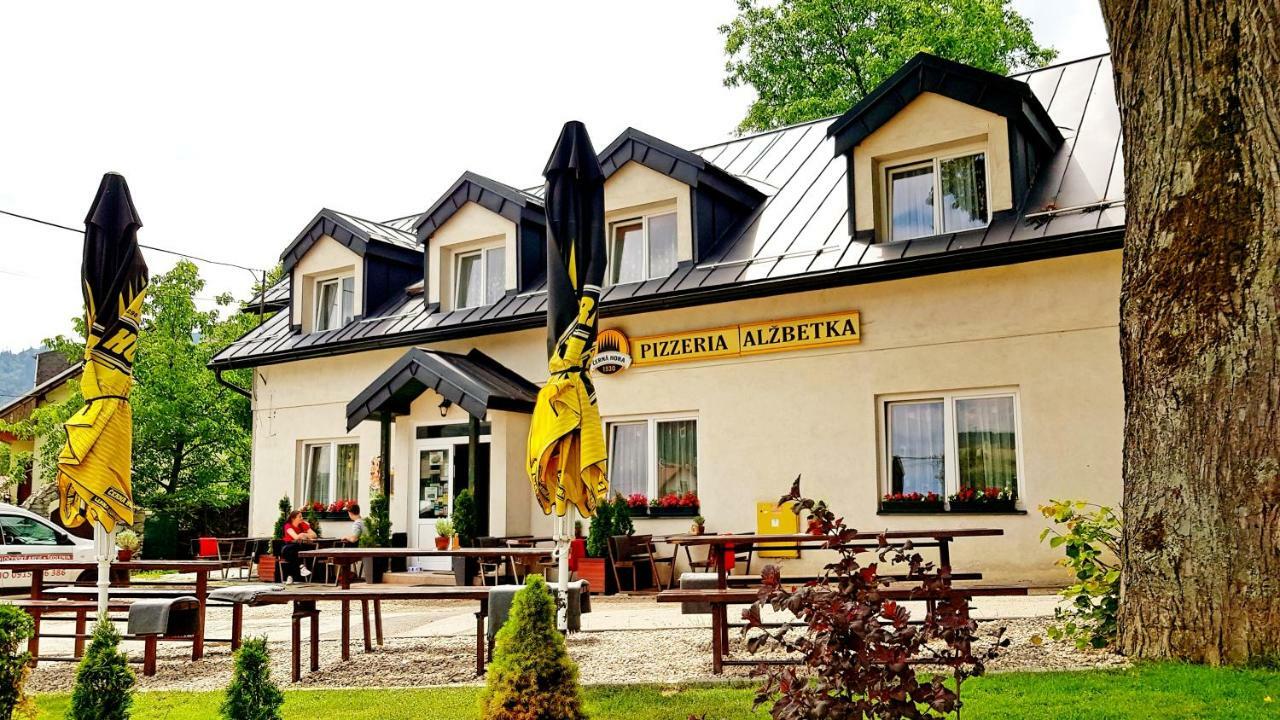 Pizzeria Alzbetka Ξενοδοχείο Strecno Εξωτερικό φωτογραφία